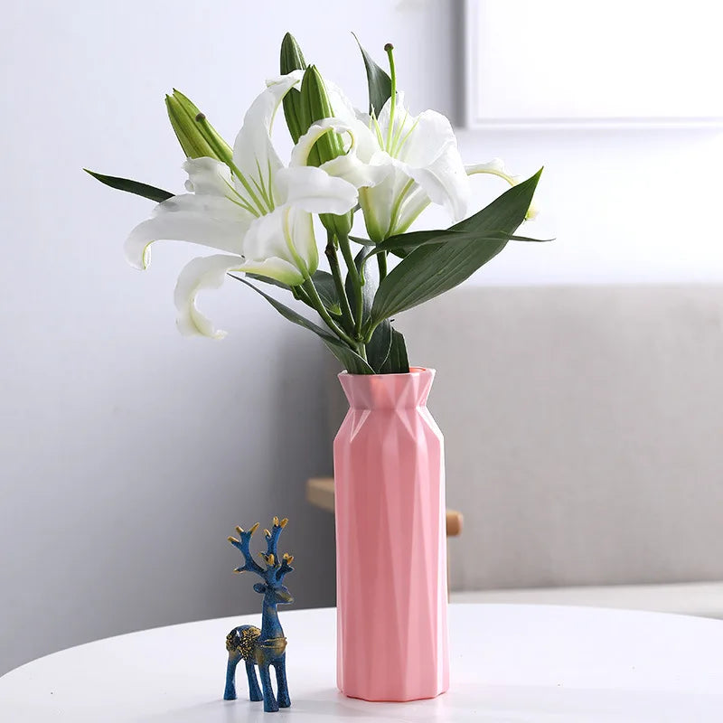 Chic Nordic Plastic Flower Pot
