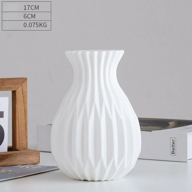 Chic Nordic Plastic Flower Pot