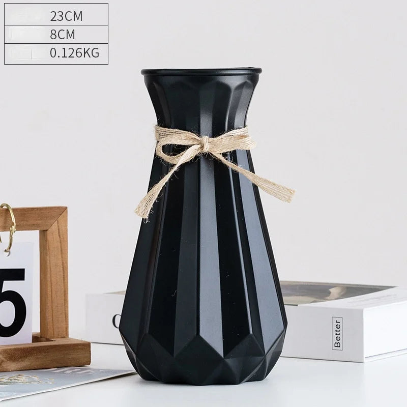 Chic Nordic Plastic Flower Pot