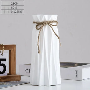 Chic Nordic Plastic Flower Pot
