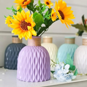 Chic Nordic Plastic Flower Pot