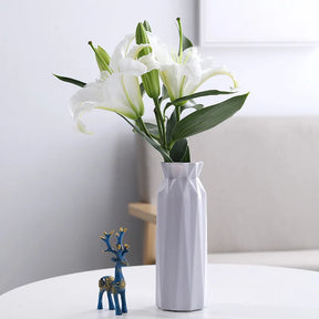 Chic Nordic Plastic Flower Pot