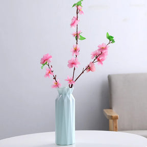 Chic Nordic Plastic Flower Pot